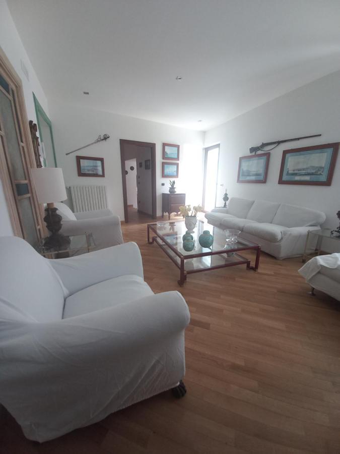 לינה וארוחת בוקר קוזנו מוטרי Casa Altieri מראה חיצוני תמונה