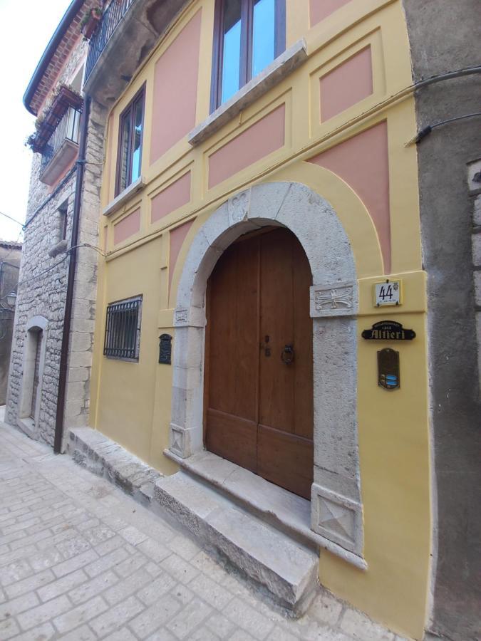 לינה וארוחת בוקר קוזנו מוטרי Casa Altieri מראה חיצוני תמונה
